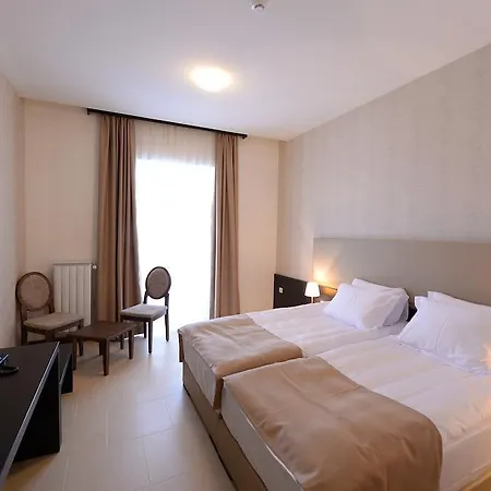 Hotel Majdan Belgrado