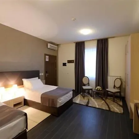 Majdan 4*